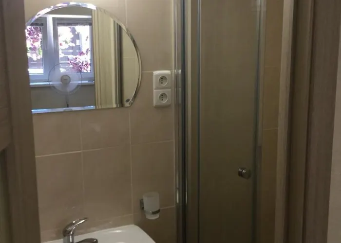 дворик на жуковского Apartmán